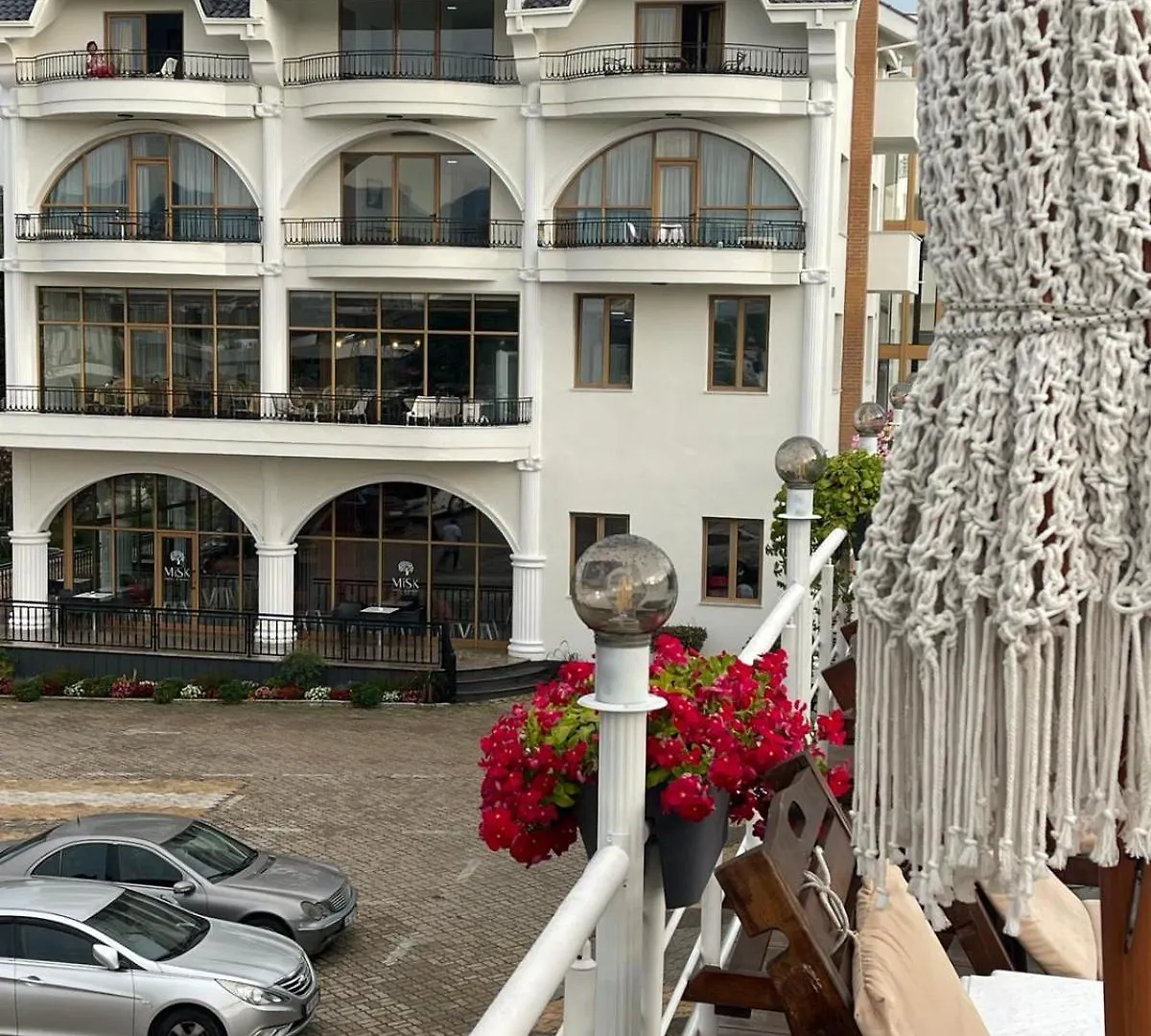 Misk Hotel & Resort 地拉那