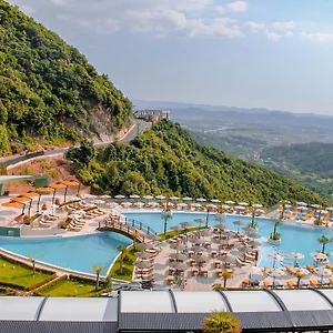 Select Hill Tirana